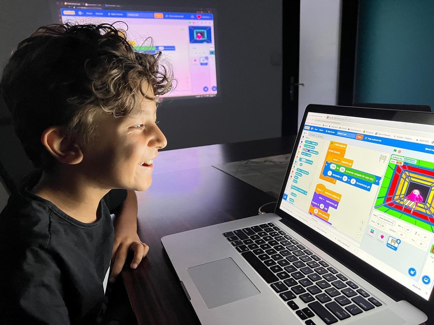 Student Interacting with Educational AI Robot